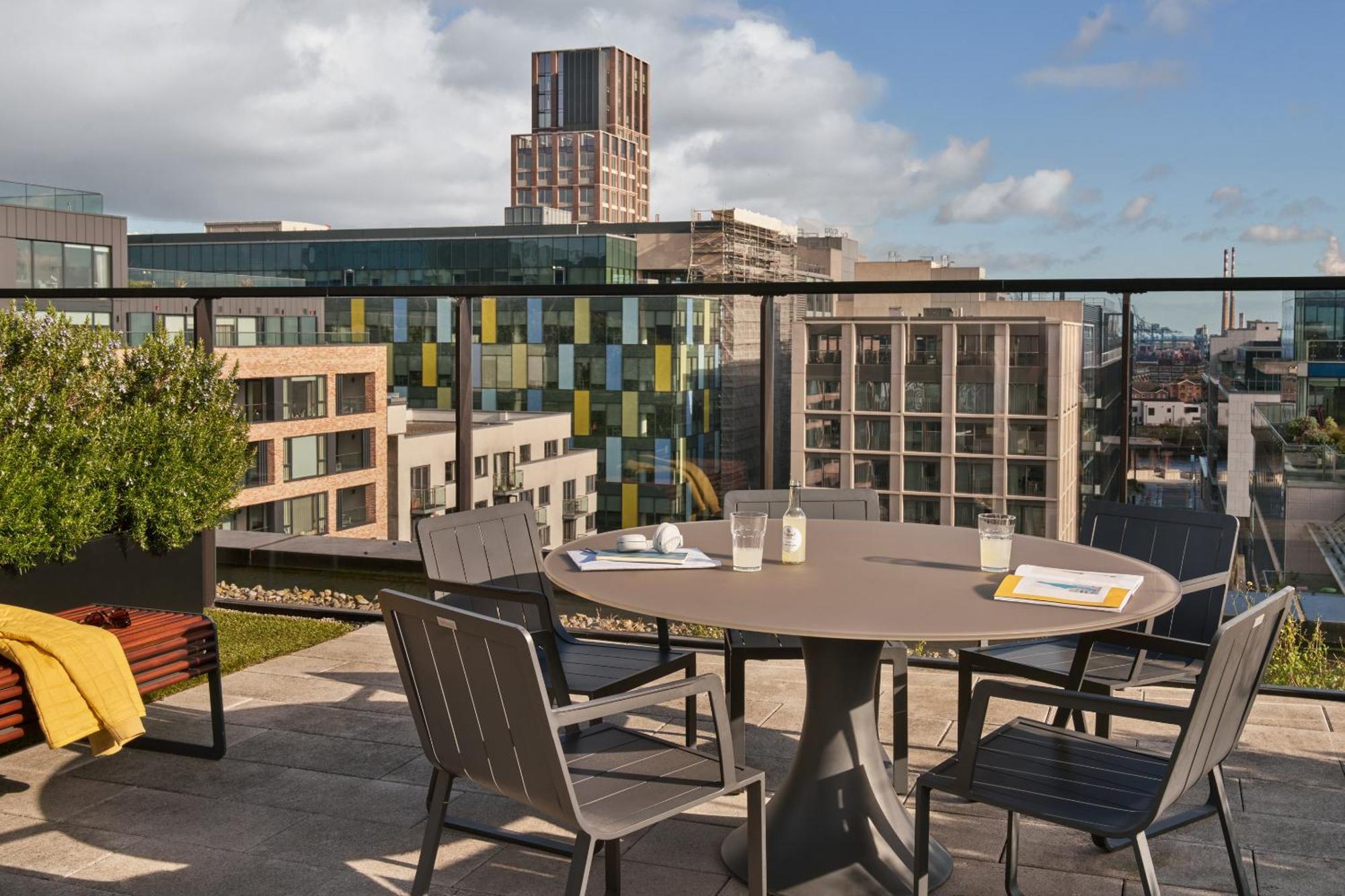 Britain Quay, Sonder Apartments By Marriott Bonvoy Δουβλίνο Εξωτερικό φωτογραφία